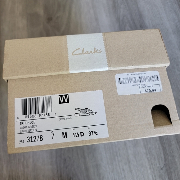 Clarks Women's Teigenic Chloe Sandal - Picture 9 of 9